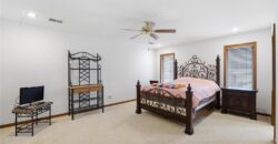 71 The Woodlands Drive, Gladstone, MO 64119