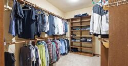 71 The Woodlands Drive, Gladstone, MO 64119