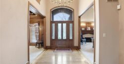 71 The Woodlands Drive, Gladstone, MO 64119