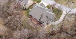 71 The Woodlands Drive, Gladstone, MO 64119