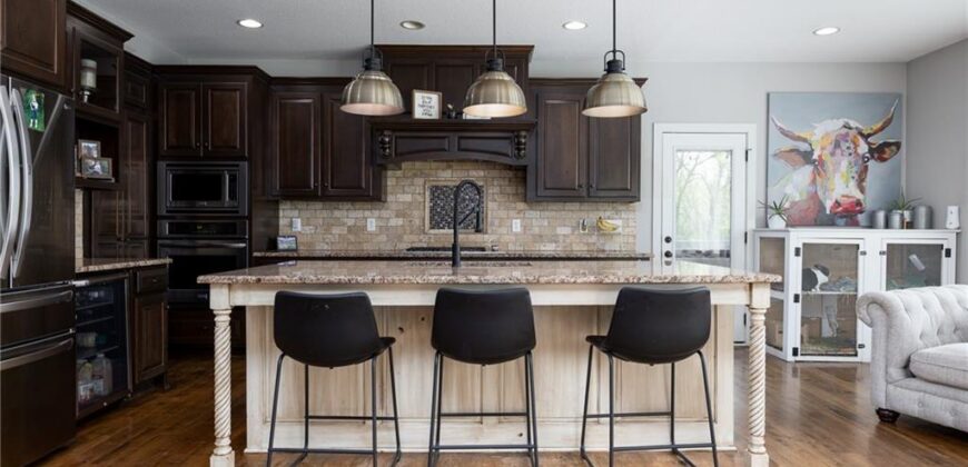 13017 Kelli Drive, Kearney, MO 64060