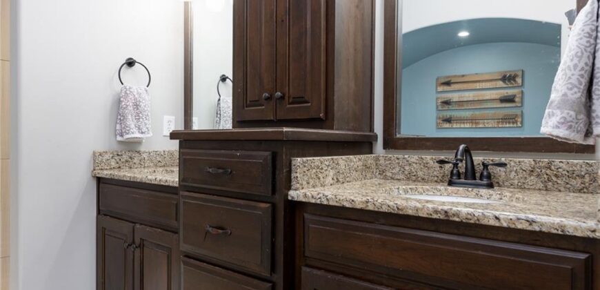 13017 Kelli Drive, Kearney, MO 64060