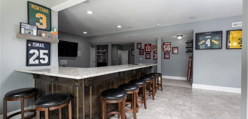 13017 Kelli Drive, Kearney, MO 64060