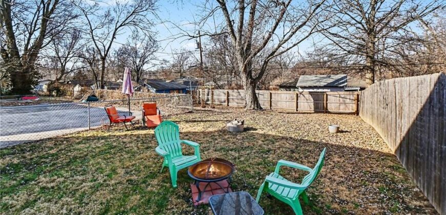 3936 N Spruce Avenue, Kansas City, MO 64117