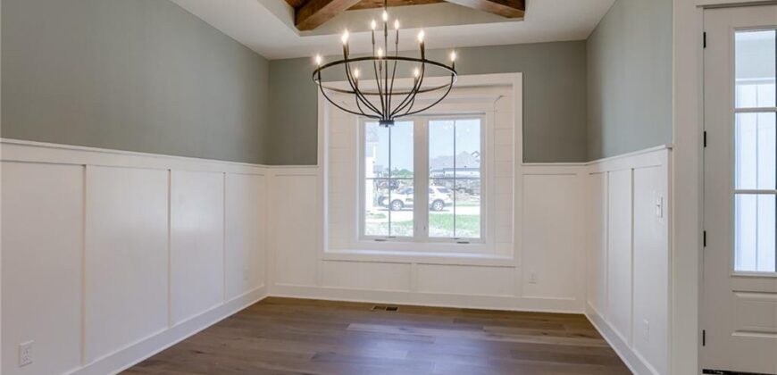 4709 NW Sienna Ridge, Riverside, MO 64150