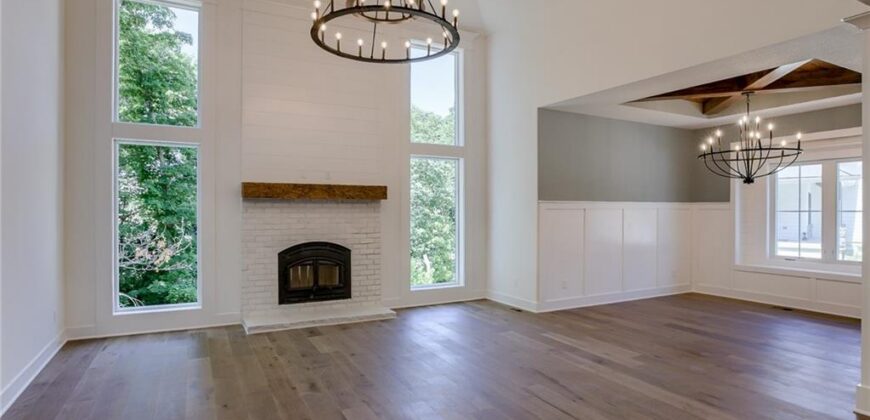 4709 NW Sienna Ridge, Riverside, MO 64150