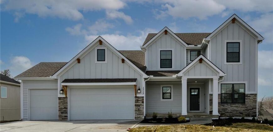 13630 Clover Court, Kearney, MO 64060