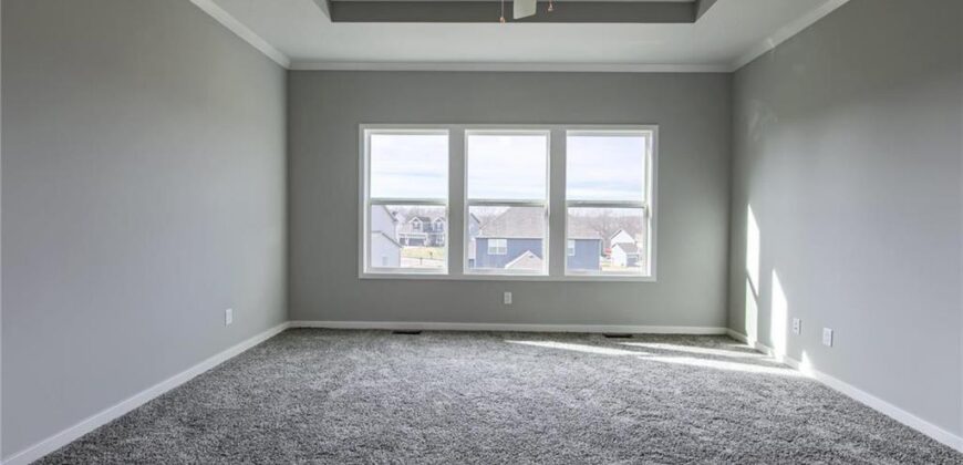 13630 Clover Court, Kearney, MO 64060