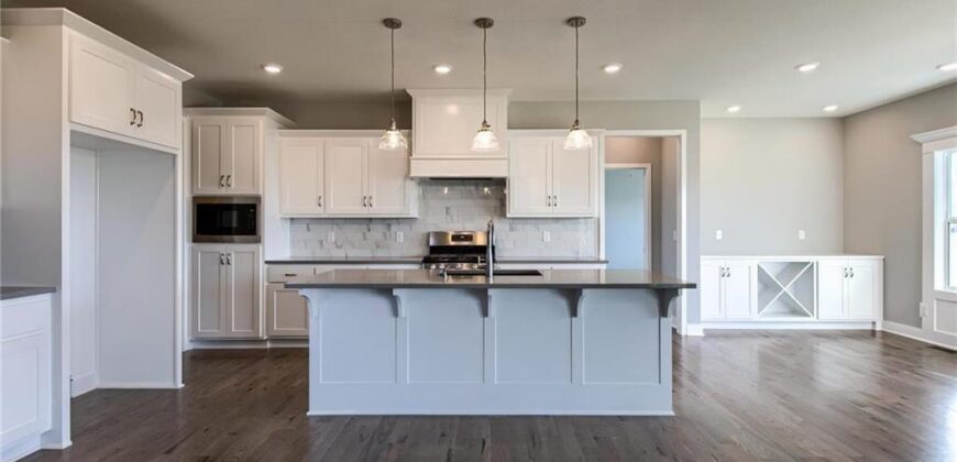 13630 Clover Court, Kearney, MO 64060
