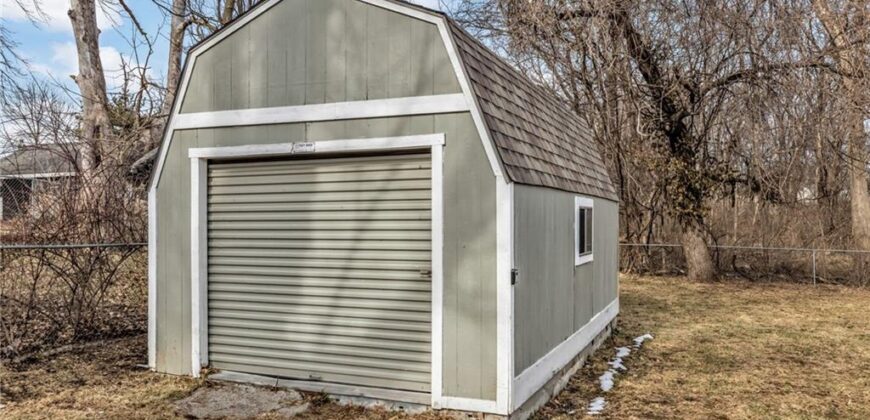 5300 NE 62nd Street, Kansas City, MO 64119