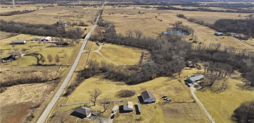 18325 Baxter Road, Lawson, MO 64062
