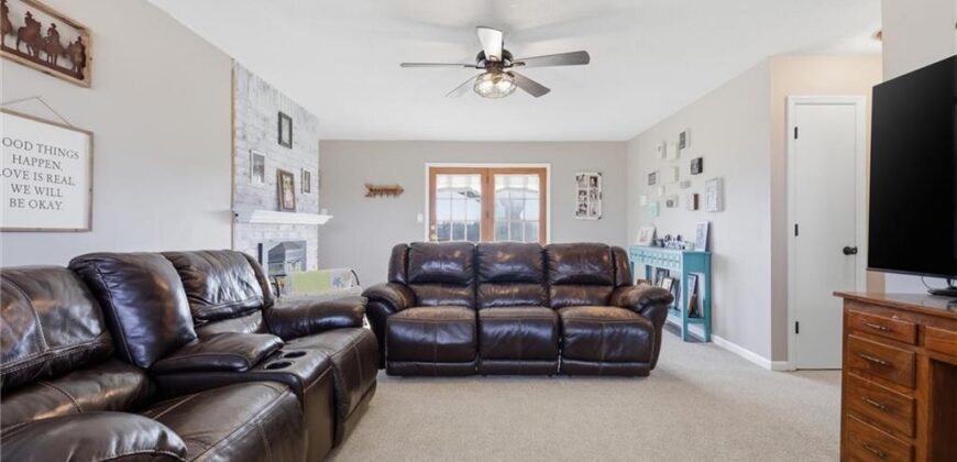 18325 Baxter Road, Lawson, MO 64062