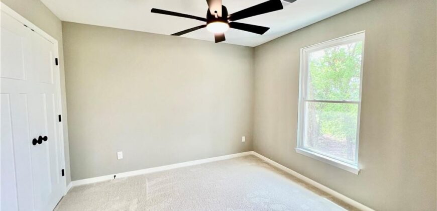 1972 Longview Drive, Liberty, MO 64068