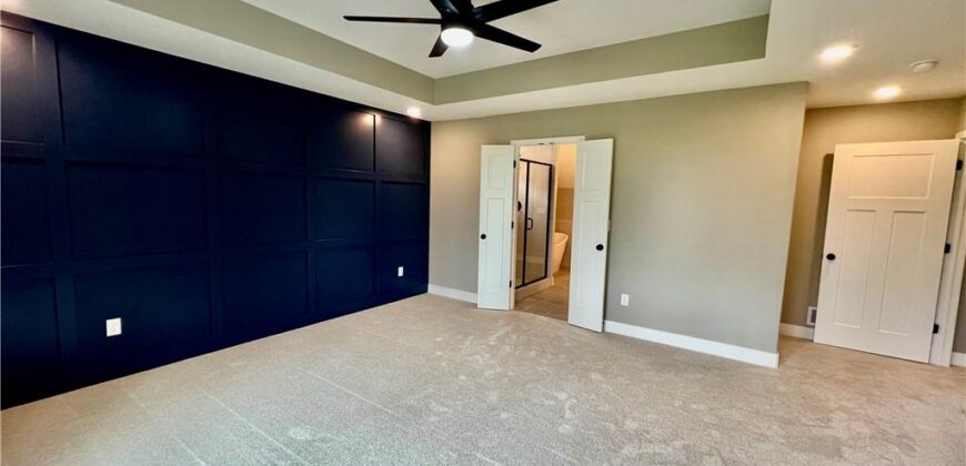 1972 Longview Drive, Liberty, MO 64068