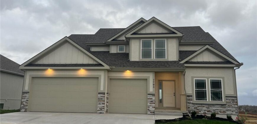 1972 Longview Drive, Liberty, MO 64068
