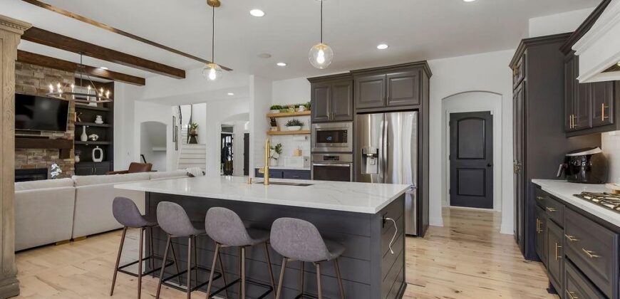 13021 Kelli Drive, Kearney, MO 64060