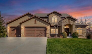 13021 Kelli Drive, Kearney, MO 64060