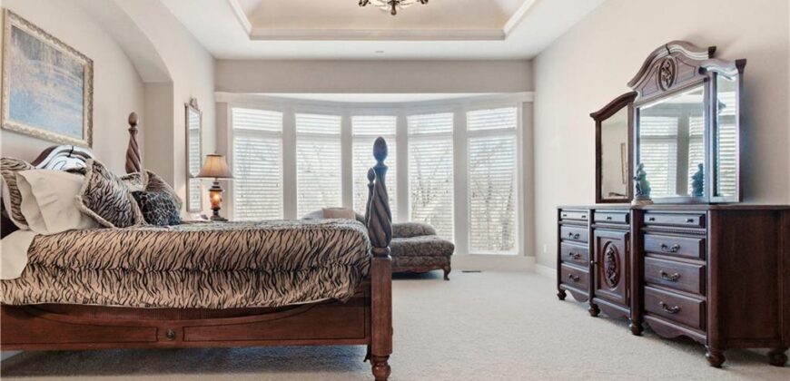 4405 N Hickory Lane, Kansas City, MO 64116