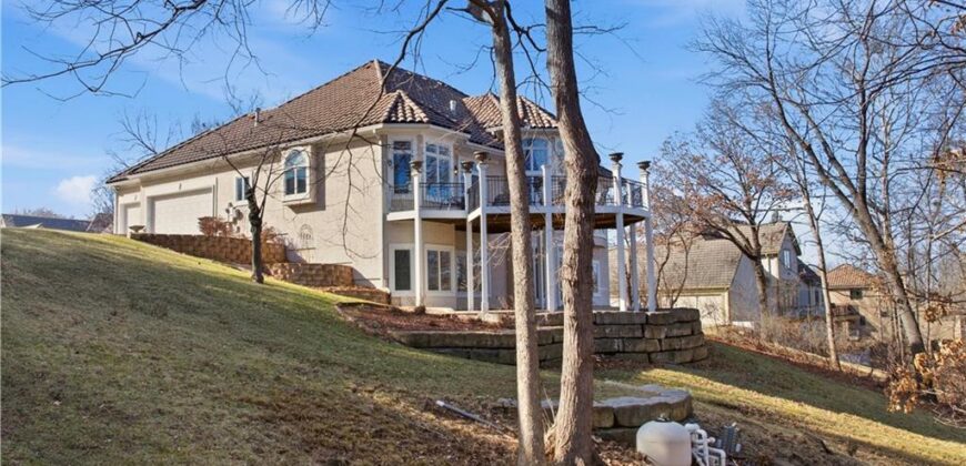 4405 N Hickory Lane, Kansas City, MO 64116