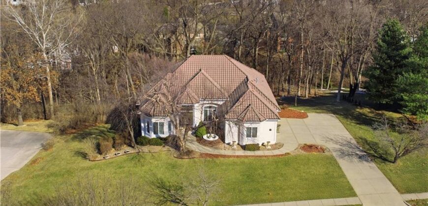 4405 N Hickory Lane, Kansas City, MO 64116