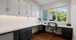 8190 Shoreline Drive, Parkville, MO 64152
