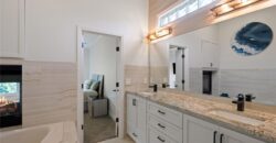 8190 Shoreline Drive, Parkville, MO 64152
