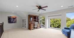 8190 Shoreline Drive, Parkville, MO 64152