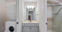 8190 Shoreline Drive, Parkville, MO 64152
