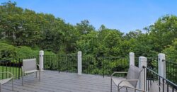 8190 Shoreline Drive, Parkville, MO 64152