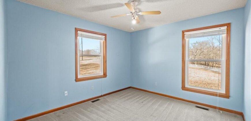 9007 Dry Dock Drive, Liberty, MO 64068