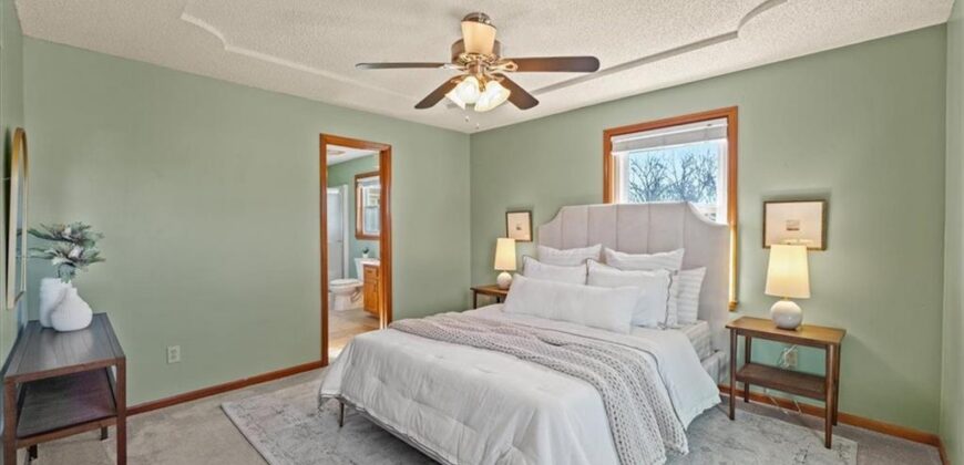 9007 Dry Dock Drive, Liberty, MO 64068