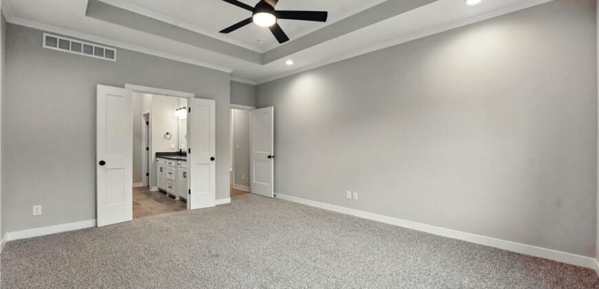 10504 N Mulberry Street, Kansas City, MO 64155