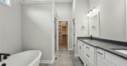 10504 N Mulberry Street, Kansas City, MO 64155