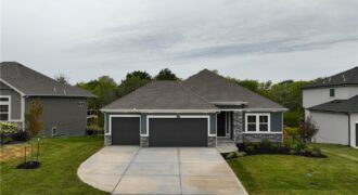 10504 N Mulberry Street, Kansas City, MO 64155