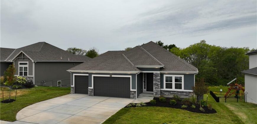 10504 N Mulberry Street, Kansas City, MO 64155