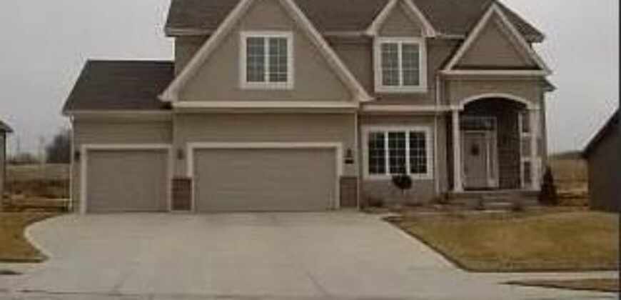 9409 N Laurel Avenue, Kansas City, MO 64157