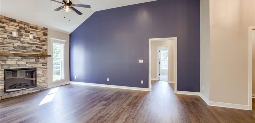 2031 Riverstone Drive, Excelsior Springs, MO 64024