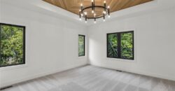 10410 River Hills Drive, Parkville, MO 64152