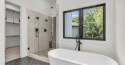 10410 River Hills Drive, Parkville, MO 64152