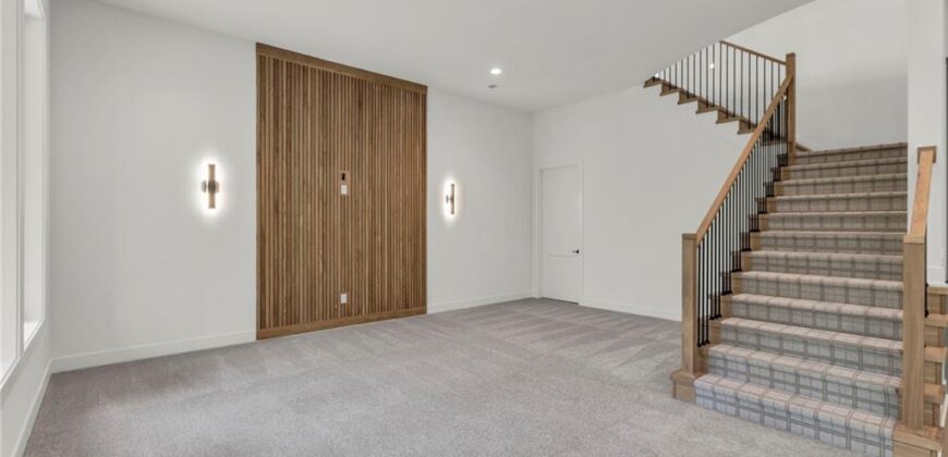 10410 River Hills Drive, Parkville, MO 64152