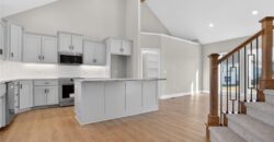 7045 NW Yulich Court, Parkville, MO 64152