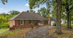 6761 N Woodland Avenue, Kansas City, MO 64118