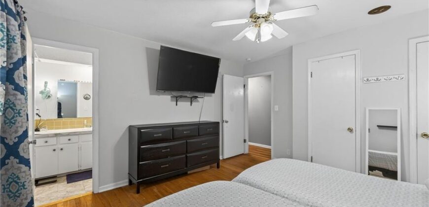 6761 N Woodland Avenue, Kansas City, MO 64118