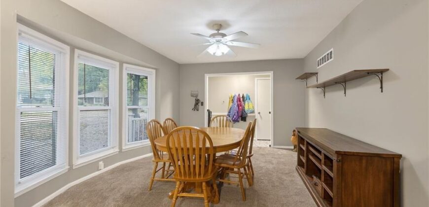 6761 N Woodland Avenue, Kansas City, MO 64118