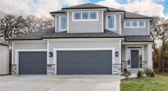 7485 N Utica Avenue, Parkville, MO 64152