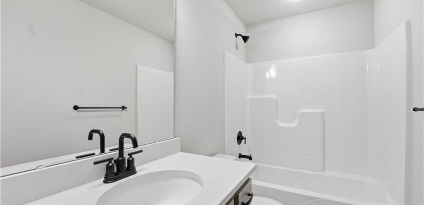 3069 NW 96th Terrace, Kansas City, MO 64154