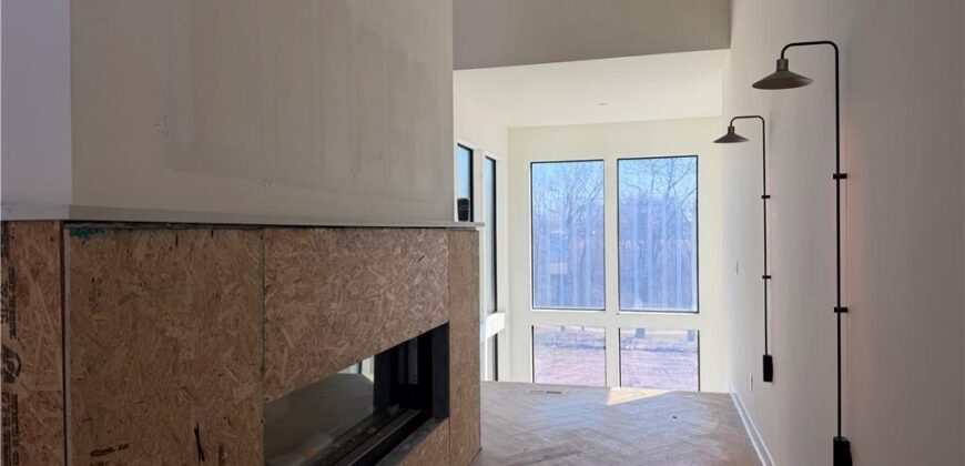 3423 NE 102nd Street, Kansas City, MO 64155
