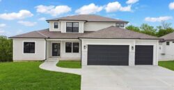 502 Blackhawke Drive, Smithville, MO 64089