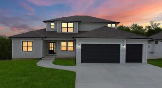 502 Blackhawke Drive, Smithville, MO 64089