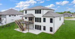 502 Blackhawke Drive, Smithville, MO 64089